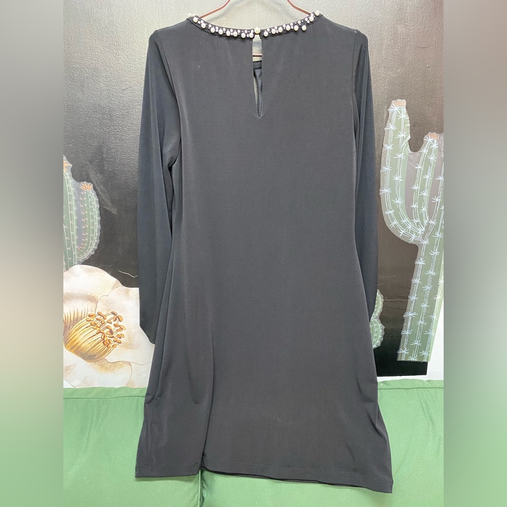 WHITE HOUSE BLACK MARKET simple black dress !!! - Picture 9 of 16